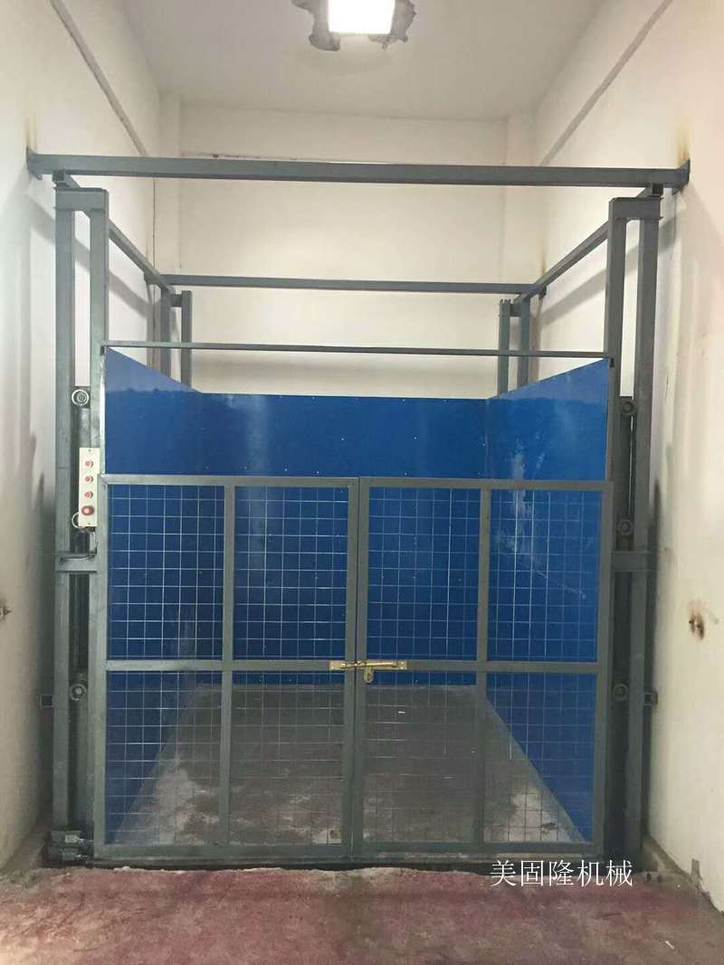 新余导轨式升降货梯价格