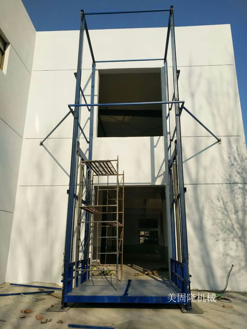 新余仓库专用导轨式升降货梯价格